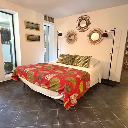 Iza Villa Toulon