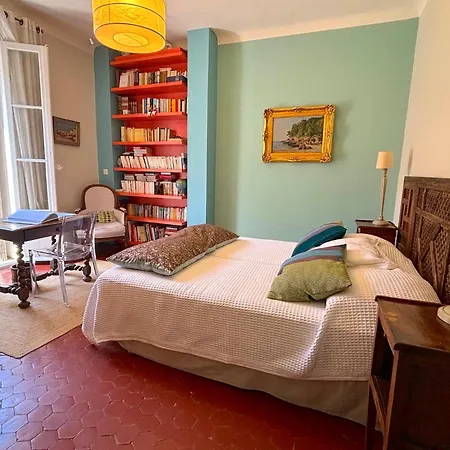 Iza Villa Toulon